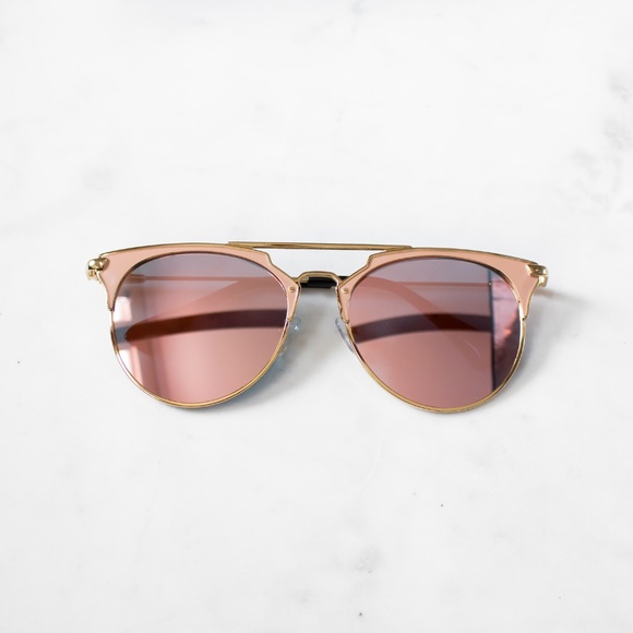 Rose Gold Retro Sunglasses Mirrored Lens - Picture 2 of 7